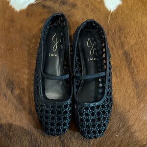 🚨SOLD🚨Joie Black Flats